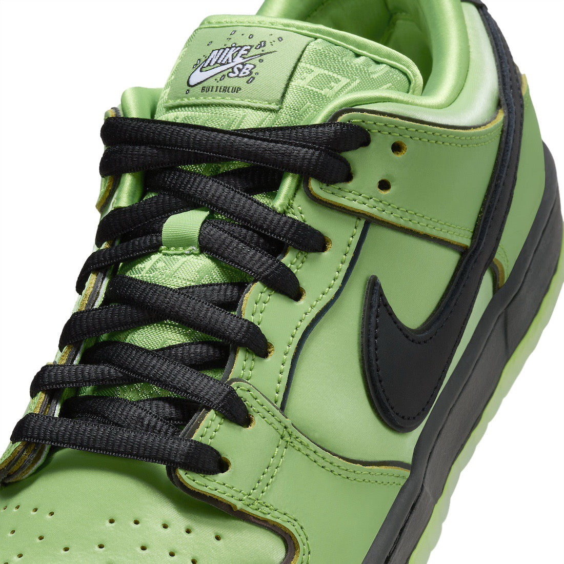The Powerpuff Girls x Nike SB Dunk Low Buttercup FZ8319-300