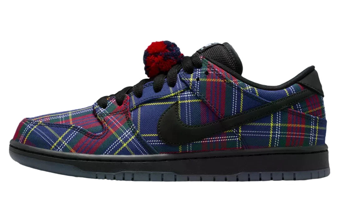 Nardwuar x Nike SB Dunk Low Pro II1493-600
