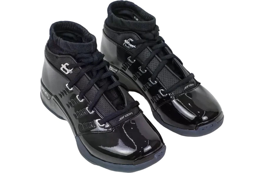 Air Jordan 17 Low Black Patent IV7640-001